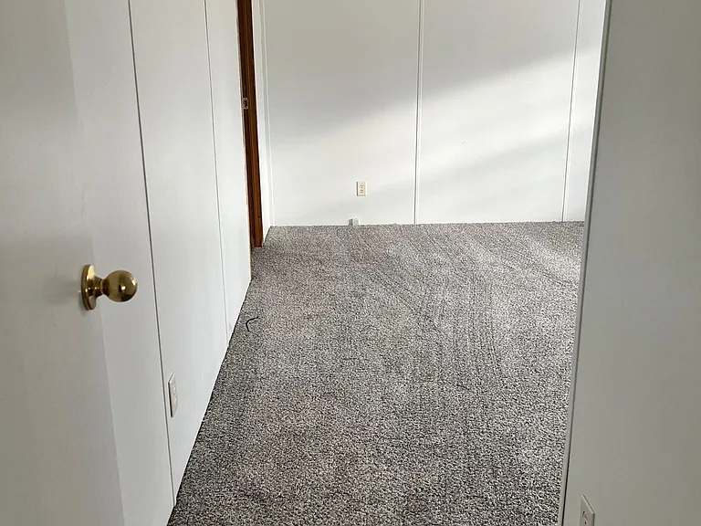 637 Colonial Dr — Photo 24