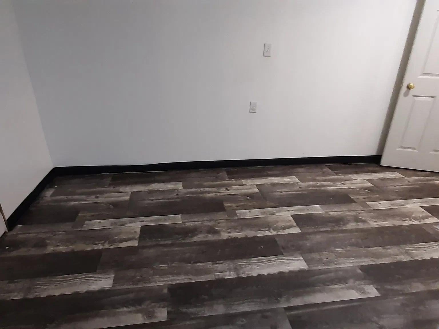 1 bed, 420 sqft, $635 — Photo 1