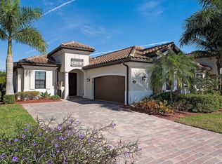 2842 Aviamar Cir, Naples, FL 34114