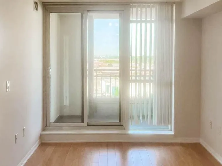 830 Lawrence Ave W #1012 — Photo 17