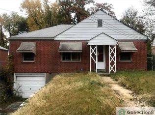 113 Chambers Rd, Saint Louis, MO 63137