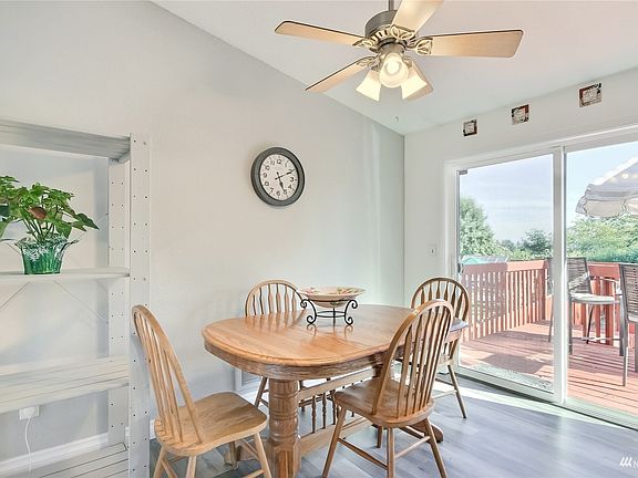 5th image of 5902 26th St NE