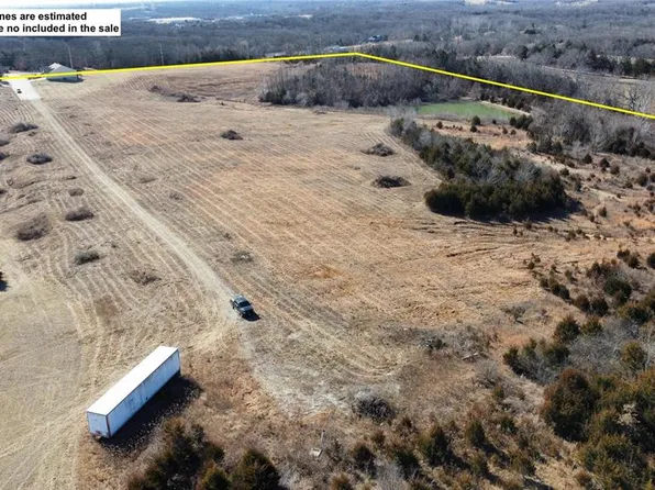 1 Happy Sac Rd E, Saint Clair, MO 63077