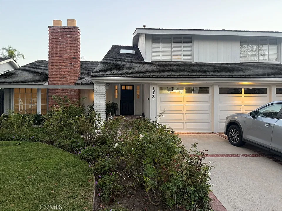 1949 Port Claridge Pl
