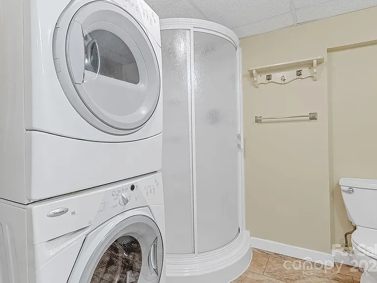 15 Zephyr Dr — Photo 22