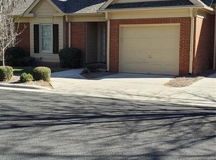 9105 Providence Colony Dr, Charlotte, NC 28277