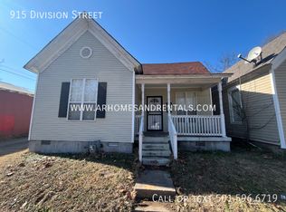 915 Division St, North Little Rock, AR 72114