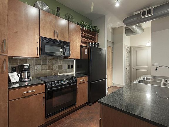 Open kitchen