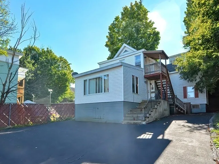 5 Hale St #2 — Photo 1
