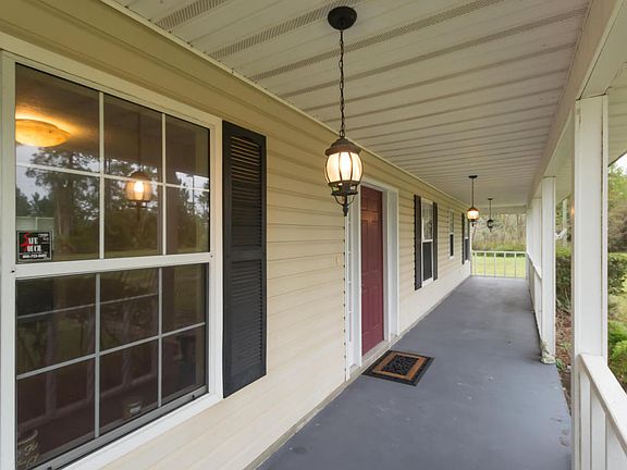 3rd image of 2525 Deerwood Ln