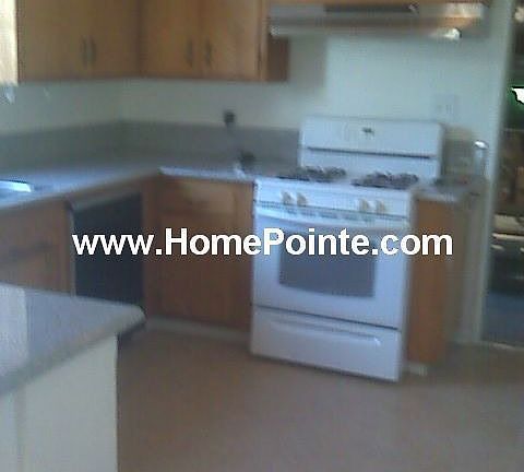 3rd image of 7342 Tamoshanter Way