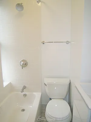 Rented by City Connections Realty | media 15