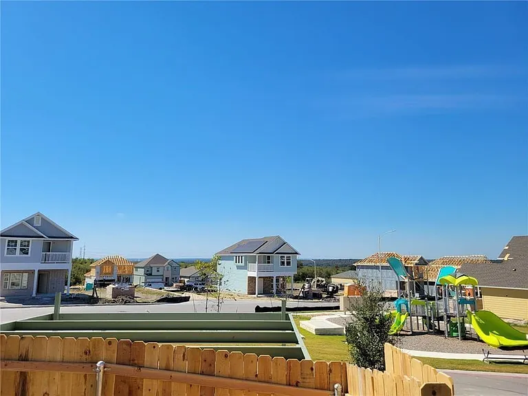 9717 Grapevine Leaf Dr — Photo 23