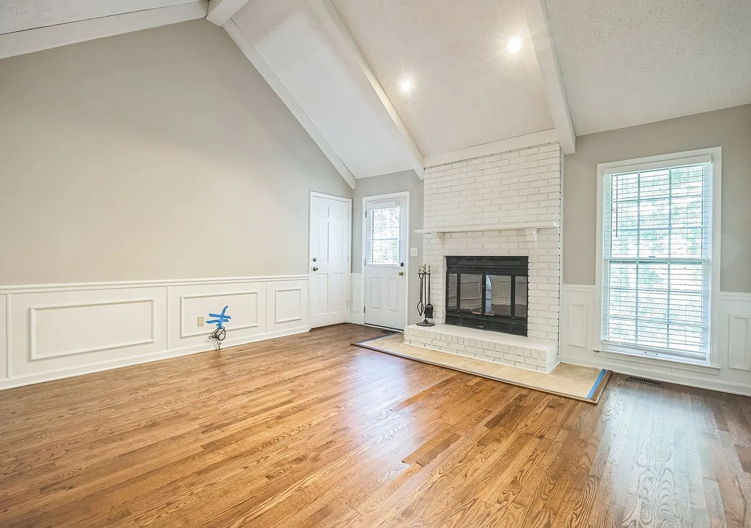 Spacious 4BR House in Roswell -Mountain Park Elementary district — Photo 3