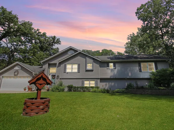 22961 Shagbark Ln, Steger, IL 60475