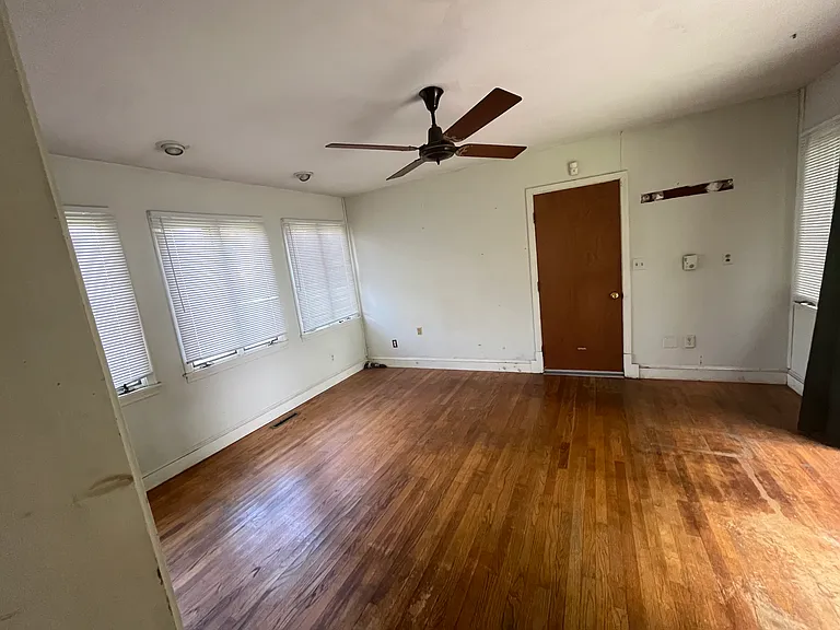 402 South St — Photo 5