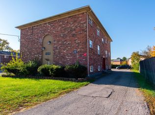 2718 Rockford Lane, Louisville, KY 40216