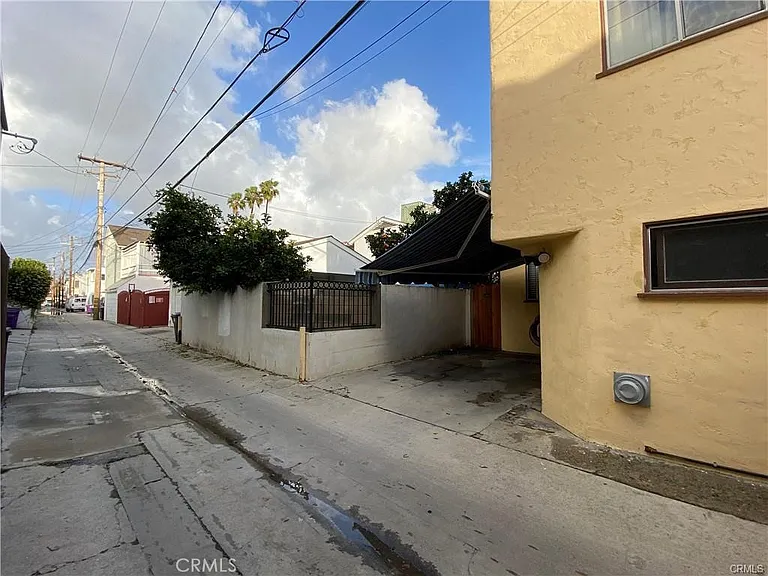 149 Bay Shore Ave #1R — Photo 7