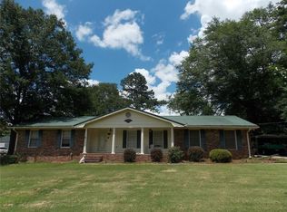1253 Gatewood Dr, Lawrenceville, GA 30043
