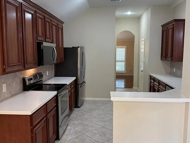 6914 Sunflower Grove Dr — Photo 10