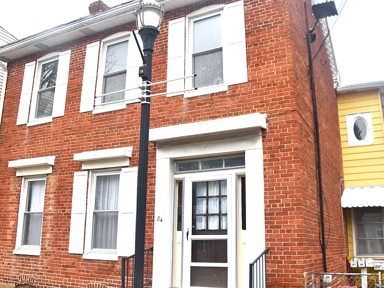 84 Pennsylvania Ave #A — Photo 1