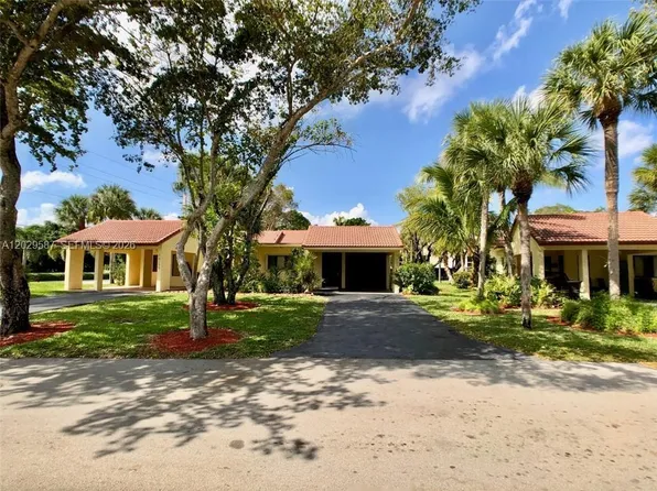 16295 Laurel Dr #2, Weston, FL 33326