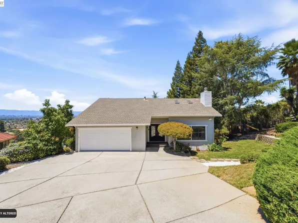 3981 Blue Gum Dr, San Jose, CA 95127