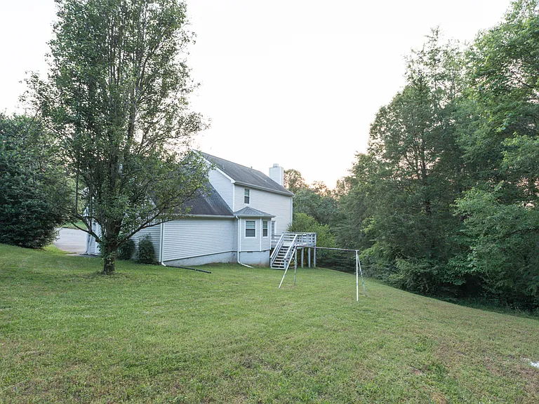 1400 Autumn Ridge Dr — Photo 23