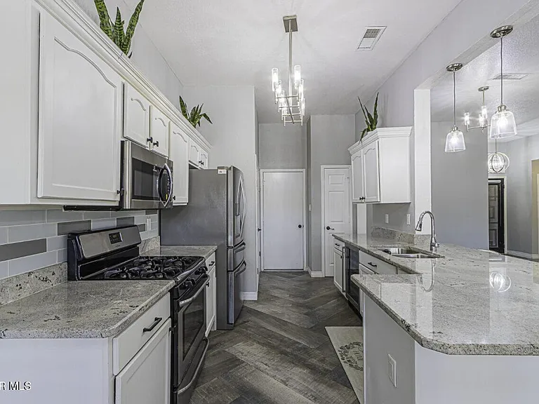 12082 El Greco Cir — Photo 24