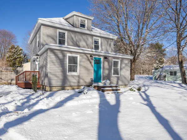 32 Houghton Street, Auburn, ME 04210