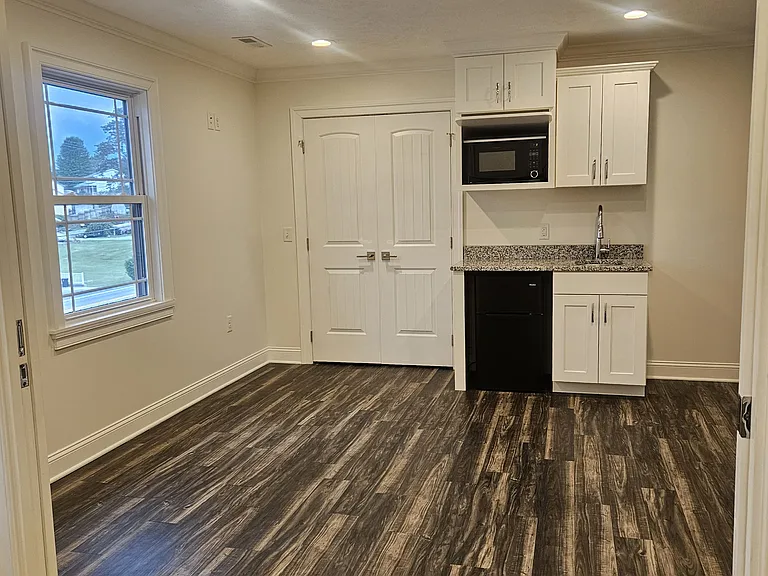 6000 Coombs Farm Rd #202B — Photo 3