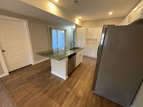 1125_market_c_03062025