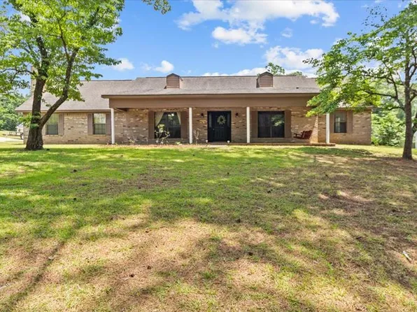 100 Michelle Ct, Daleville, AL 36322