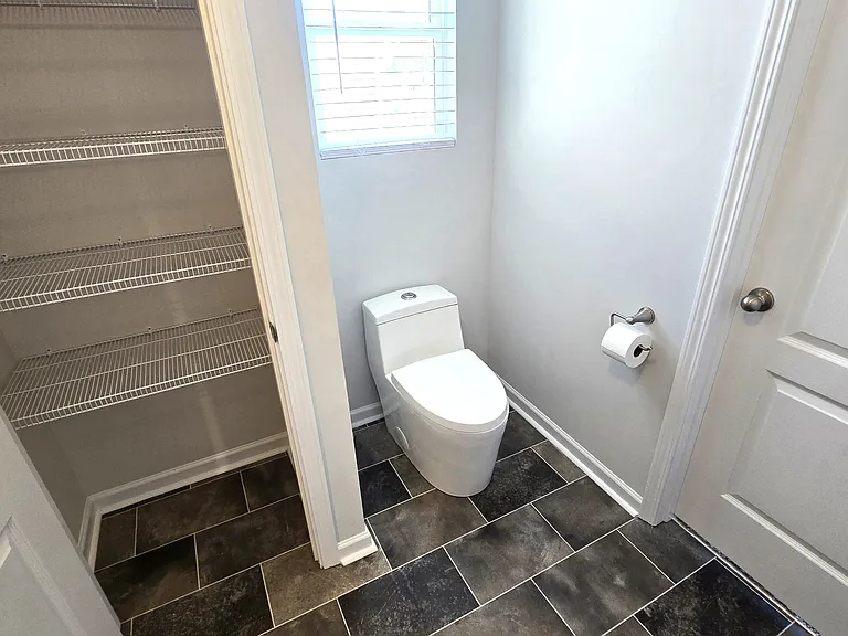 824 Conductor Ct — Photo 23