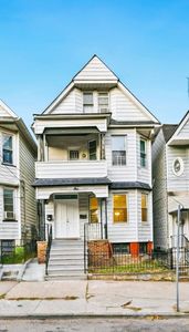 126 Grant Ave, Jersey City, NJ, 07305