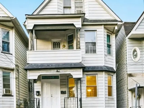 126 Grant Ave, Jersey City, NJ 07305