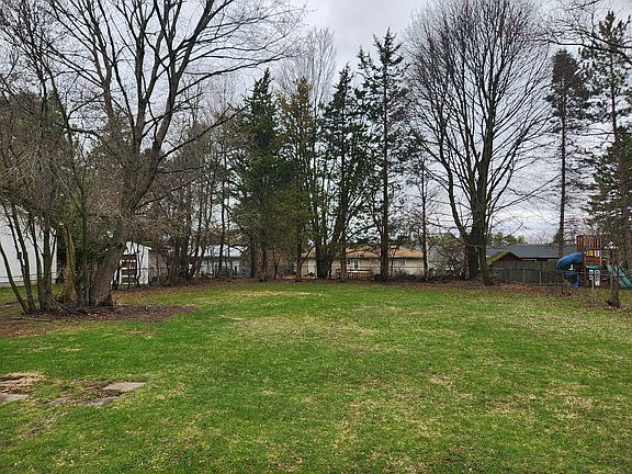 3rd image of 118 Barclay Rd