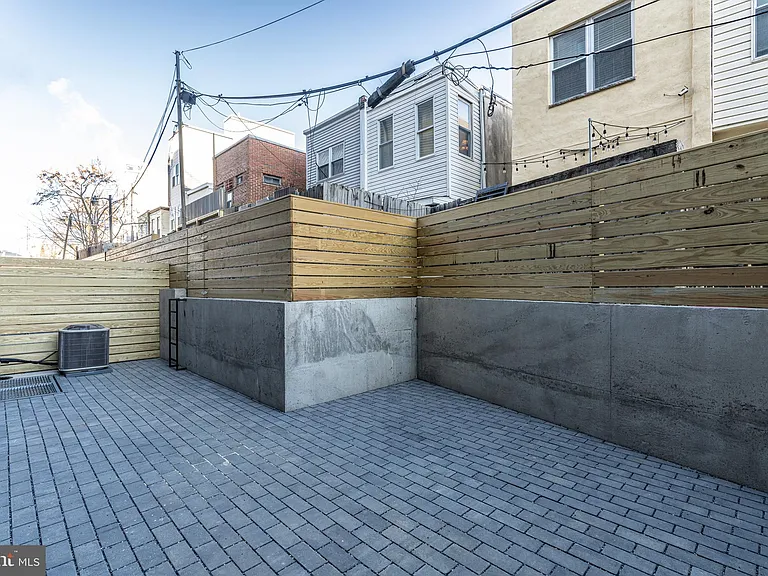 2423 Innovator Way — Photo 7