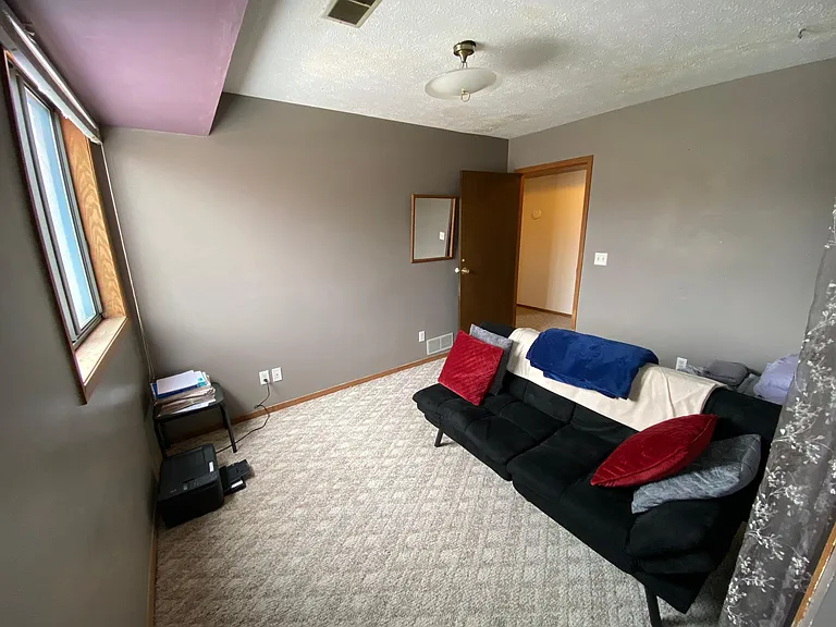 603 W Union St #D — Photo 10