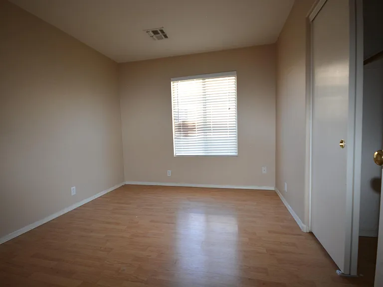 2516 E Jasper Dr — Photo 11