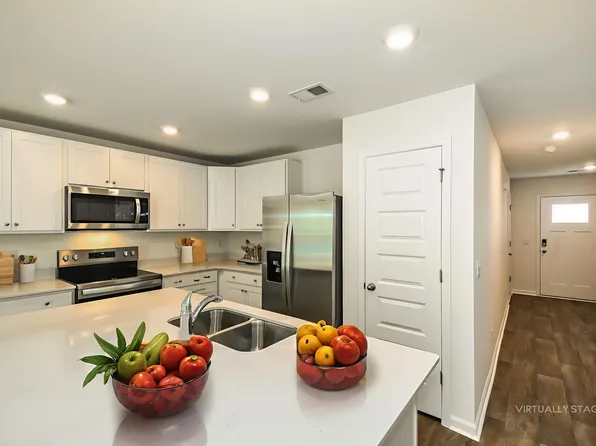 3 Striker Rd, Port Wentworth, GA 31407