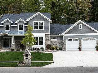 860 Hickory Ln, Fowler, MI 48835