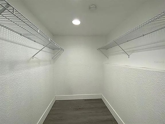 5th image of 104 S Grove St #3