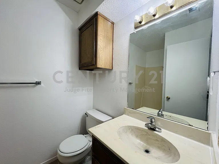 929 W Hickory St #A-5 — Photo 18