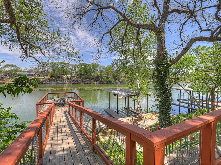 1015 Reiley Rd — Photo 48
