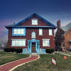 2076 Calvert St, Detroit, MI, 48206