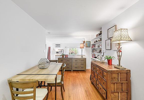 4th image of 213 Wyckoff St #1