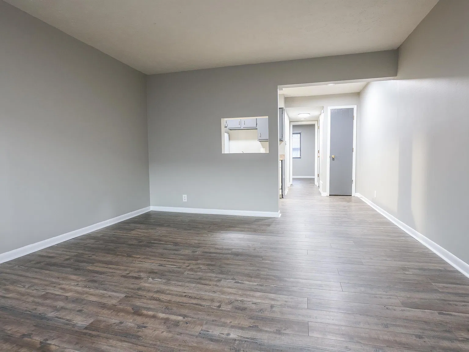 4216 Frances St — Photo 2