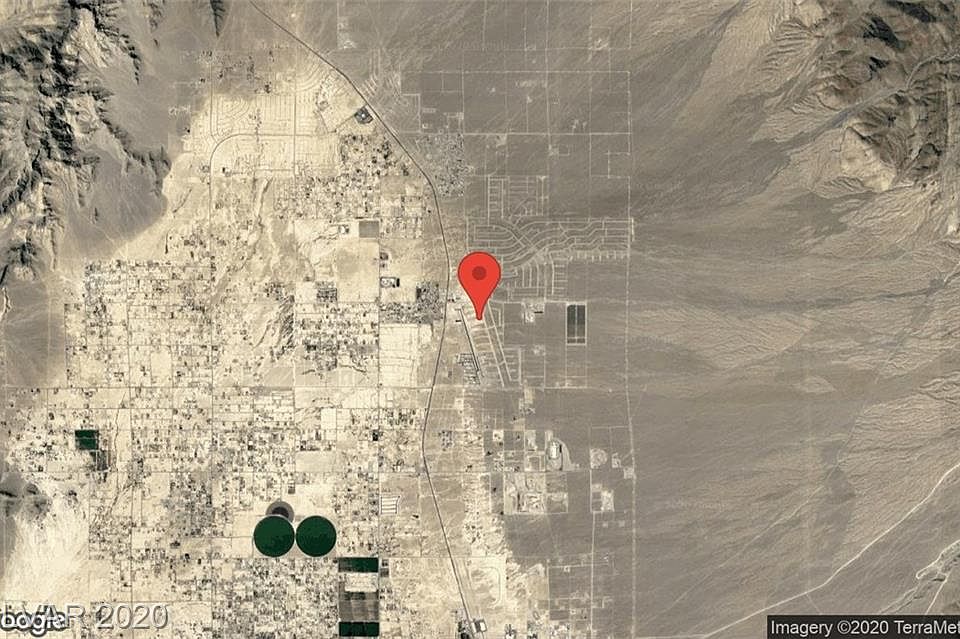 1st image of 1220 Airplane Pl