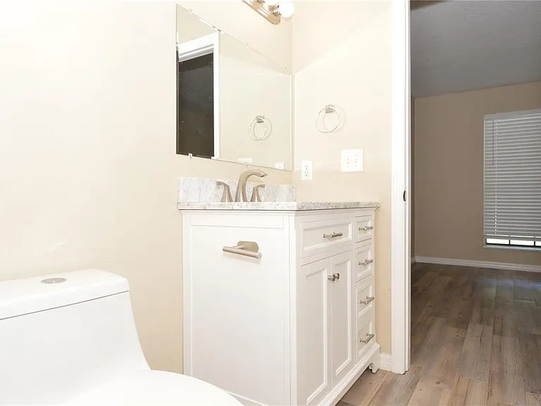 8764 Mallard Reserve Dr #101 — Photo 34